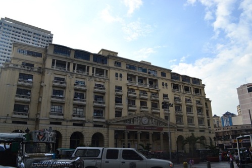 Coming from the side of the Manila Central Post Office, Jones Bridge will lead you to Plaza Lacson.